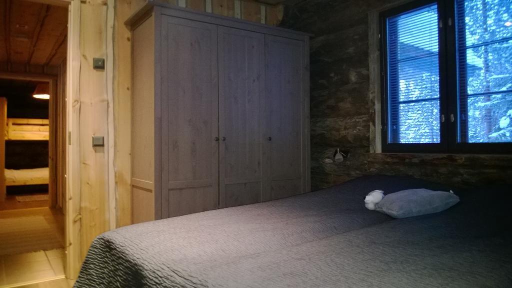 Revontuli Cottage Коларі Номер фото