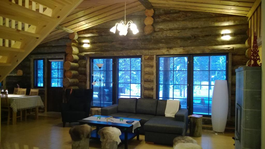 Revontuli Cottage Коларі Номер фото